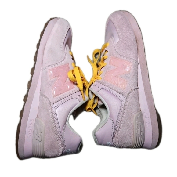 New Balance Womens 574 Rose Quartz Love Casual Fashion Running Walking Sneaker 8 - Picture 8 of 14